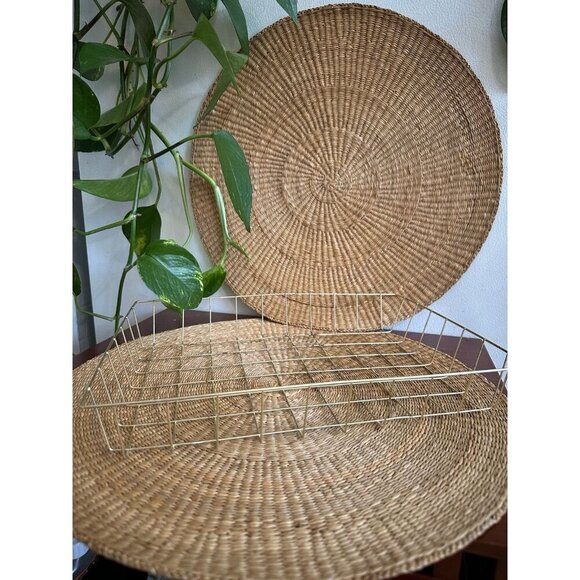 Gold lightweight wire basket - Picture 1 of 9